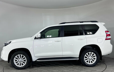 Toyota Land Cruiser Prado 150 рестайлинг 2, 2015 год, 3 497 000 рублей, 8 фотография