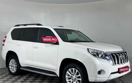 Toyota Land Cruiser Prado 150 рестайлинг 2, 2015 год, 3 497 000 рублей, 3 фотография