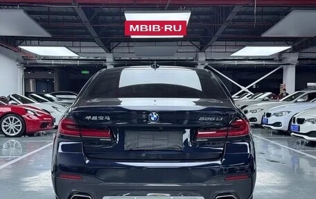 BMW 5 серия, 2022 год, 3 795 000 рублей, 4 фотография