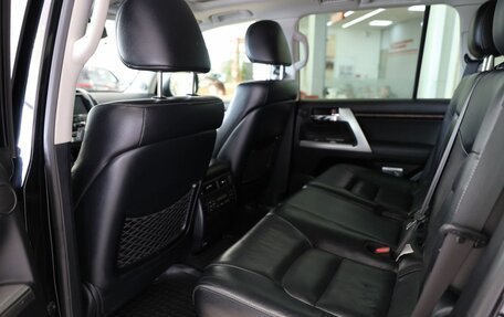 Toyota Land Cruiser 200, 2013 год, 4 975 000 рублей, 15 фотография