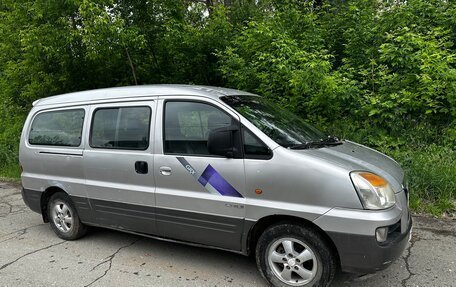 Hyundai Starex I рестайлинг, 2005 год, 380 000 рублей, 1 фотография