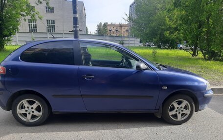 SEAT Ibiza III рестайлинг, 2002 год, 220 000 рублей, 2 фотография