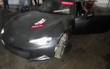 Mazda MX-5, 2017 год, 1 990 000 рублей, 18 фотография