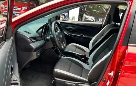 Toyota Yaris XP150 рестайлинг, 2022 год, 1 525 000 рублей, 8 фотография