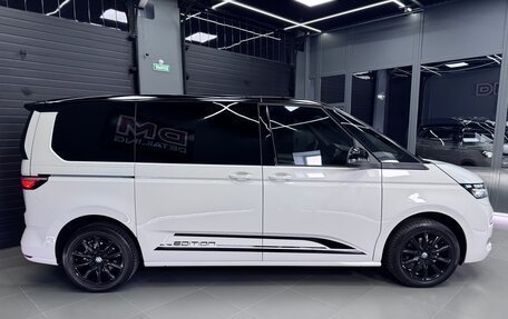 Volkswagen Multivan, 2021 год, 4 650 000 рублей, 11 фотография