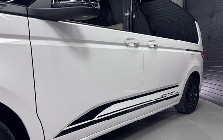 Volkswagen Multivan, 2021 год, 4 650 000 рублей, 12 фотография