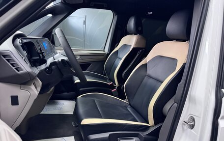 Volkswagen Multivan, 2021 год, 4 650 000 рублей, 16 фотография