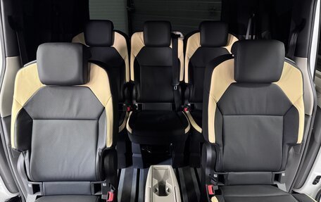 Volkswagen Multivan, 2021 год, 4 650 000 рублей, 26 фотография