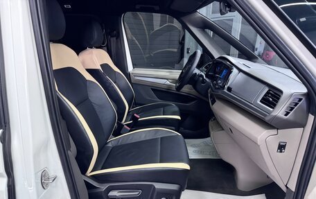 Volkswagen Multivan, 2021 год, 4 650 000 рублей, 29 фотография