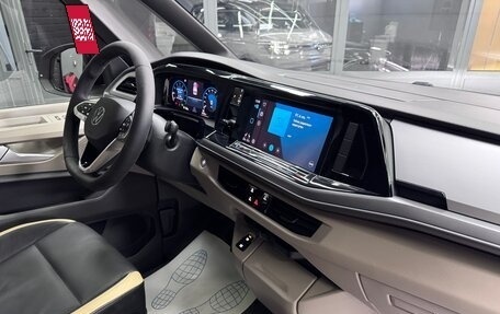Volkswagen Multivan, 2021 год, 4 650 000 рублей, 31 фотография