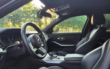 BMW 3 серия, 2019 год, 3 600 000 рублей, 11 фотография