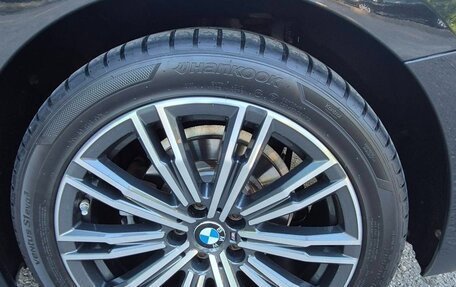 BMW 3 серия, 2019 год, 3 600 000 рублей, 21 фотография