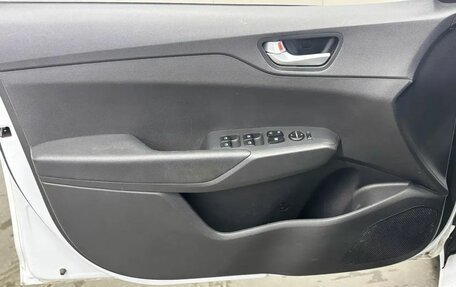 Hyundai Solaris II рестайлинг, 2020 год, 1 699 000 рублей, 12 фотография