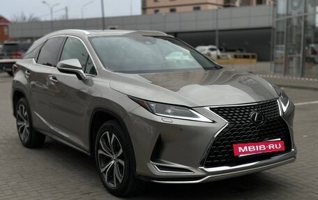 Lexus RX IV рестайлинг, 2020 год, 5 800 000 рублей, 3 фотография