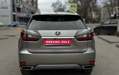 Lexus RX IV рестайлинг, 2020 год, 5 800 000 рублей, 6 фотография