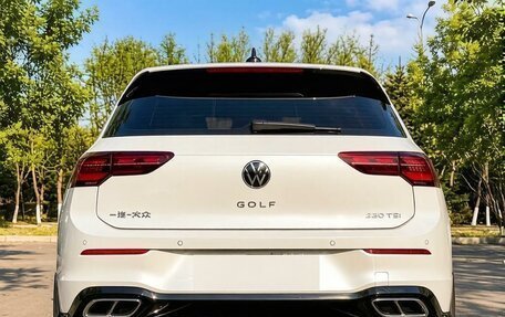 Volkswagen Golf VIII, 2022 год, 1 930 000 рублей, 12 фотография
