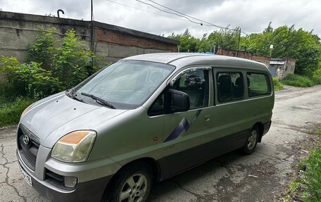 Hyundai Starex I рестайлинг, 2005 год, 380 000 рублей, 3 фотография
