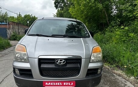 Hyundai Starex I рестайлинг, 2005 год, 380 000 рублей, 2 фотография