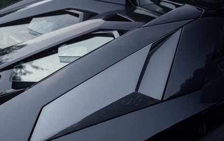 Lamborghini Aventador I рестайлинг, 2018 год, 44 000 000 рублей, 6 фотография