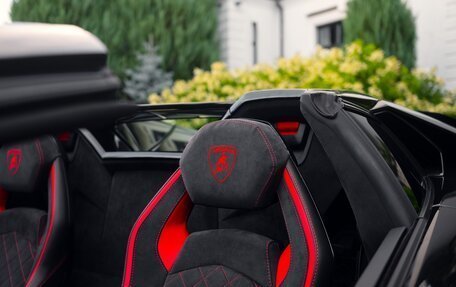 Lamborghini Aventador I рестайлинг, 2018 год, 44 000 000 рублей, 19 фотография