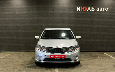 KIA Rio III рестайлинг, 2013 год, 750 000 рублей, 2 фотография
