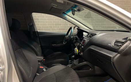 KIA Rio III рестайлинг, 2013 год, 750 000 рублей, 10 фотография
