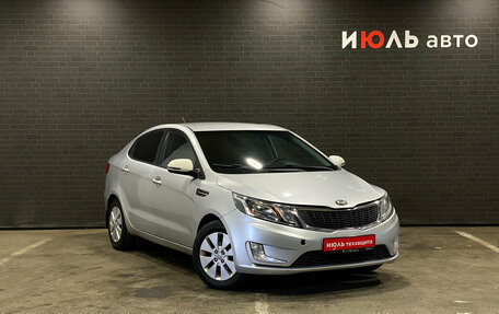 KIA Rio III рестайлинг, 2013 год, 750 000 рублей, 3 фотография
