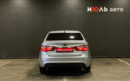 KIA Rio III рестайлинг, 2013 год, 750 000 рублей, 6 фотография