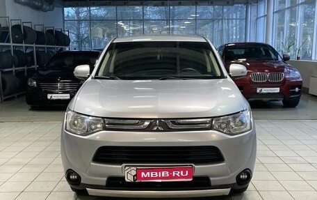 Mitsubishi Outlander III рестайлинг 3, 2012 год, 1 429 000 рублей, 2 фотография