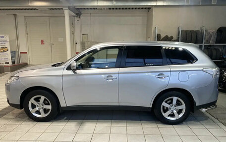 Mitsubishi Outlander III рестайлинг 3, 2012 год, 1 429 000 рублей, 8 фотография