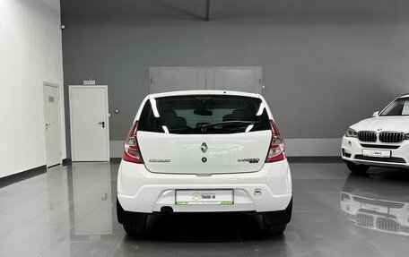 Renault Sandero I, 2011 год, 675 000 рублей, 4 фотография