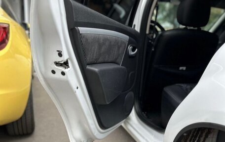 Renault Sandero I, 2013 год, 600 000 рублей, 10 фотография