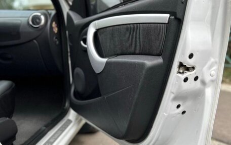 Renault Sandero I, 2013 год, 600 000 рублей, 12 фотография