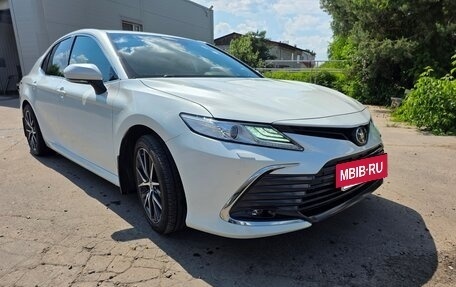 Toyota Camry, 2021 год, 4 000 000 рублей, 3 фотография
