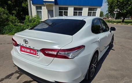 Toyota Camry, 2021 год, 4 000 000 рублей, 5 фотография