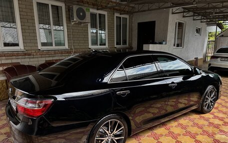 Toyota Camry, 2015 год, 1 920 000 рублей, 4 фотография