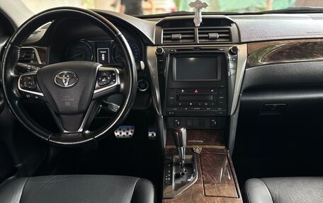 Toyota Camry, 2015 год, 1 920 000 рублей, 7 фотография