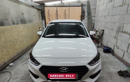 Hyundai Solaris II рестайлинг, 2019 год, 1 620 000 рублей, 6 фотография