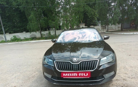 Skoda Superb III рестайлинг, 2015 год, 1 600 000 рублей, 2 фотография