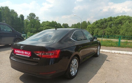 Skoda Superb III рестайлинг, 2015 год, 1 600 000 рублей, 4 фотография