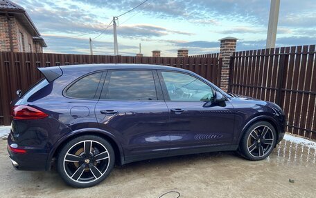 Porsche Cayenne III, 2017 год, 5 500 000 рублей, 2 фотография