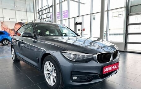 BMW 3 серия, 2018 год, 2 235 000 рублей, 1 фотография