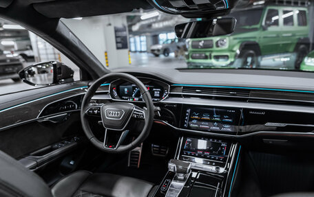 Audi S8, 2024 год, 14 000 000 рублей, 3 фотография