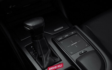 Lexus ES VII, 2019 год, 3 399 000 рублей, 24 фотография