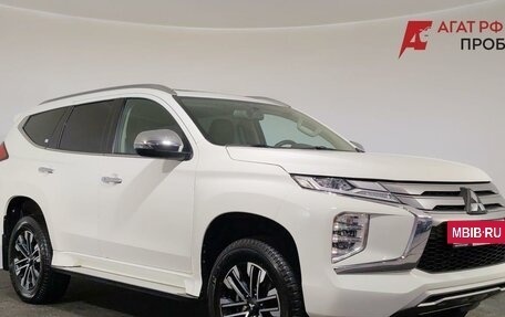 Mitsubishi Montero Sport, 2023 год, 3 900 000 рублей, 3 фотография