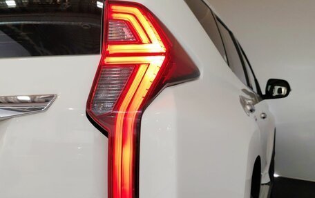 Mitsubishi Montero Sport, 2023 год, 3 900 000 рублей, 28 фотография