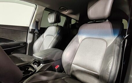 Hyundai Santa Fe III рестайлинг, 2017 год, 2 000 000 рублей, 13 фотография