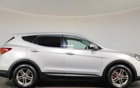 Hyundai Santa Fe III рестайлинг, 2017 год, 2 000 000 рублей, 4 фотография