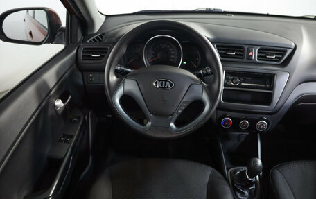 KIA Rio III рестайлинг, 2015 год, 849 000 рублей, 11 фотография