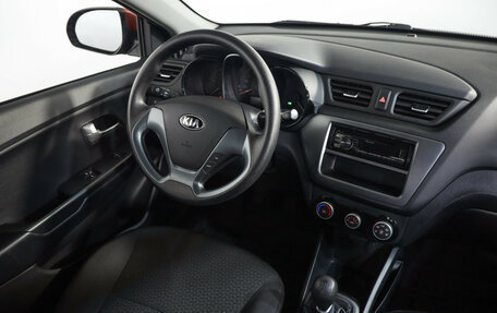 KIA Rio III рестайлинг, 2015 год, 849 000 рублей, 9 фотография